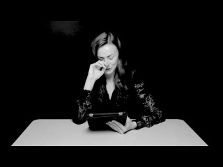 Оргазм во время чтения - Danielle Оргазм во время чтения - Danielle
